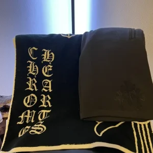 Chrome Hearts 3 CROSS PATCHED sweat shorts